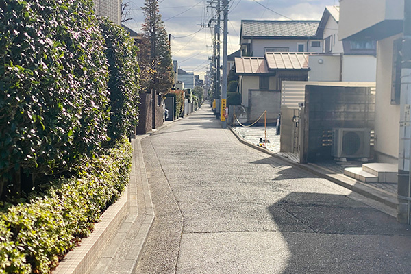 うなぎの寝床